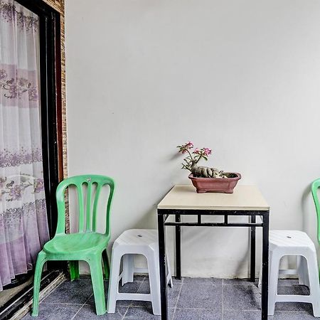 Oyo 92435 Sunlo Cozy Home Family Homestay Syariah Surabaya Exterior photo