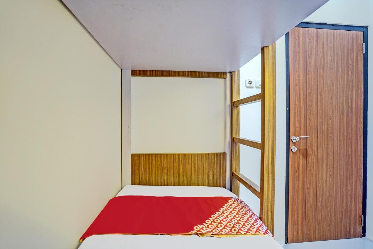 Oyo 92435 Sunlo Cozy Home Family Homestay Syariah Surabaya Exterior photo