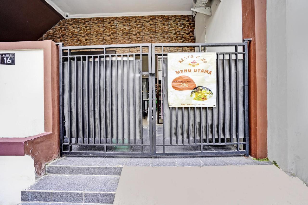 Oyo 92435 Sunlo Cozy Home Family Homestay Syariah Surabaya Exterior photo